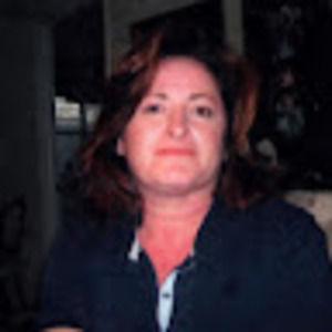 Meet your Posher, Lois